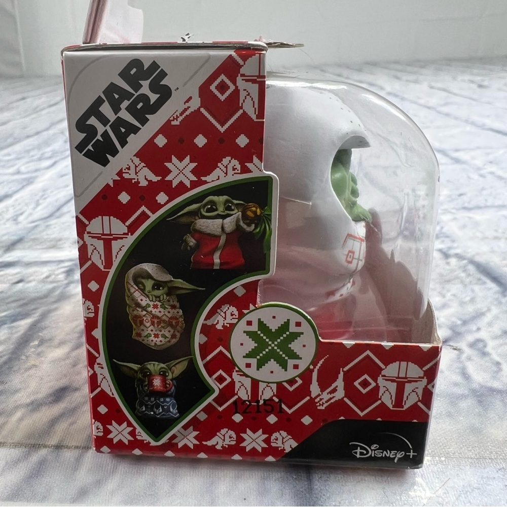 Star Wars the Mandalorian the child miniature figurine baby Yoda - Picture 5 of 8
